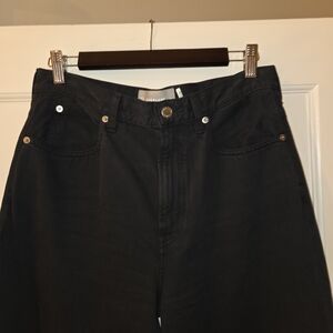 Black High-Waisted Jeans